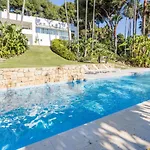 Villa Nagueles
